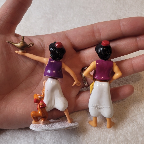 Vintage Disney Alladin, Jasmine, and Rahja small figurines set cake topper size - Picture 3 of 5